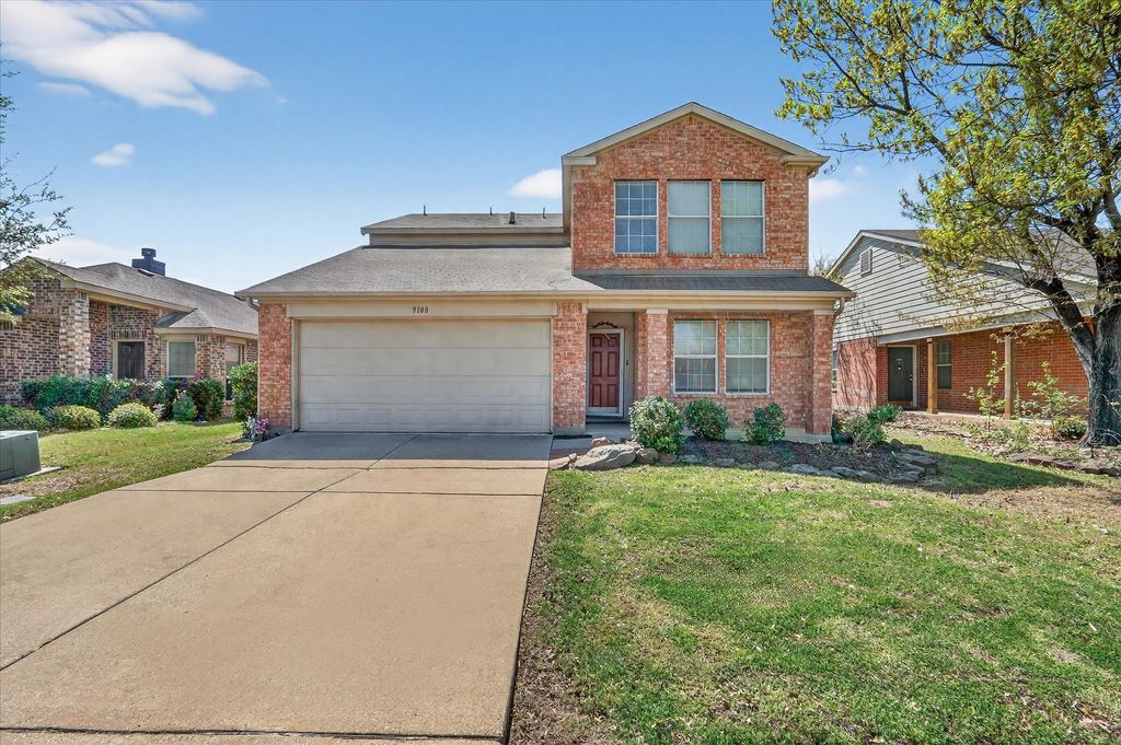 9108 Tumbleweed Drive, Cross Roads, TX 76227