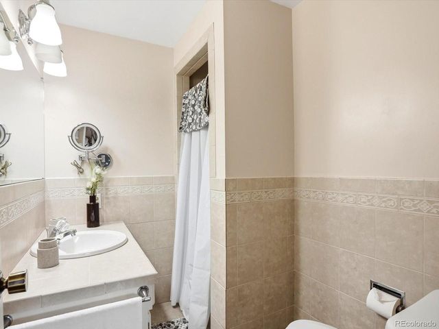 1713 Cameo Ave, Loveland, CO 80538
