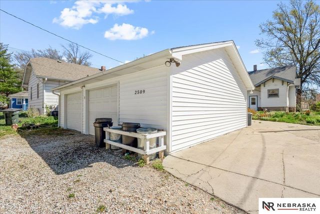 2509 S 13th Street, Lincoln, NE 68502