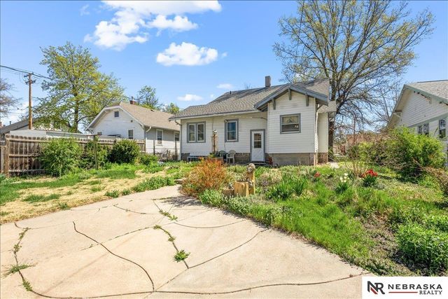 2509 S 13th Street, Lincoln, NE 68502
