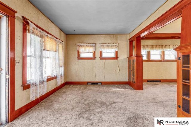2509 S 13th Street, Lincoln, NE 68502