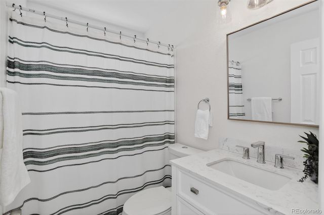 2901 S Tower Way, Aurora, CO 80013