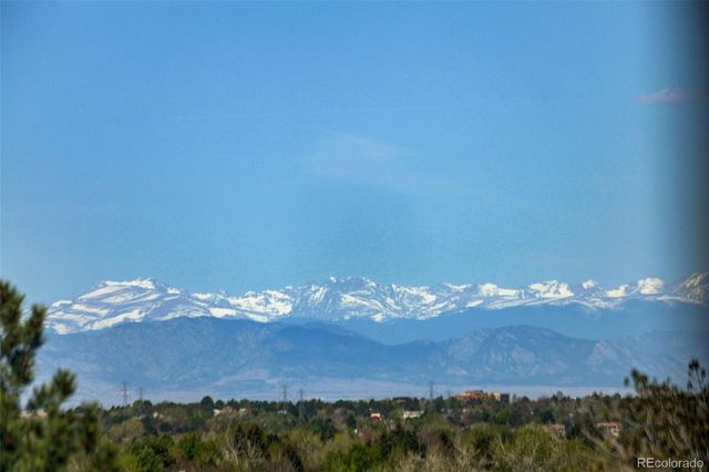 2901 S Tower Way, Aurora, CO 80013