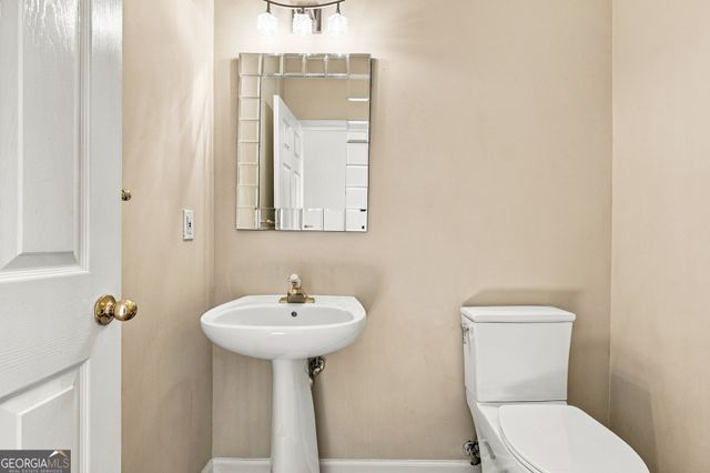 1749 Glen Echo Way, Marietta, GA 30062
