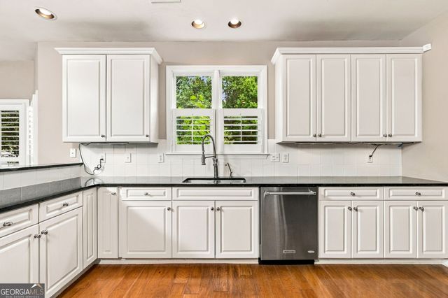 1749 Glen Echo Way, Marietta, GA 30062