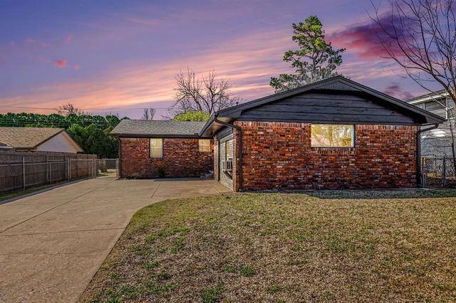 402 Yukon Avenue, Yukon, OK 73099