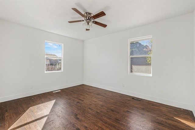 402 Yukon Avenue, Yukon, OK 73099