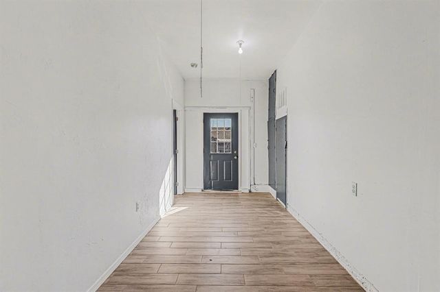 402 Yukon Avenue, Yukon, OK 73099