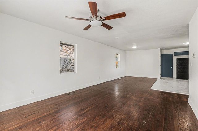 402 Yukon Avenue, Yukon, OK 73099