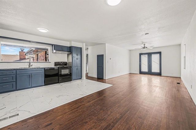 402 Yukon Avenue, Yukon, OK 73099