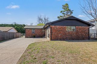 402 Yukon Avenue, Yukon, OK 73099