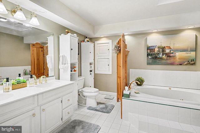 284 STONY RUN RD, Spring City, PA 19475