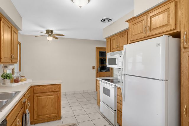 3829 Oak Street N, Brooklyn Center, MN 55429