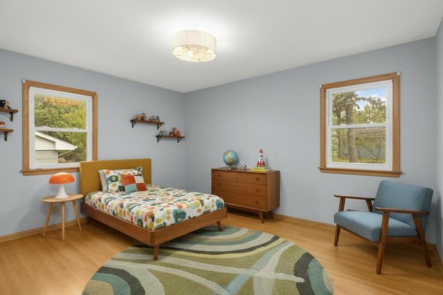 3829 Oak Street N, Brooklyn Center, MN 55429