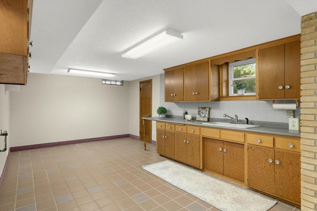 3829 Oak Street N, Brooklyn Center, MN 55429