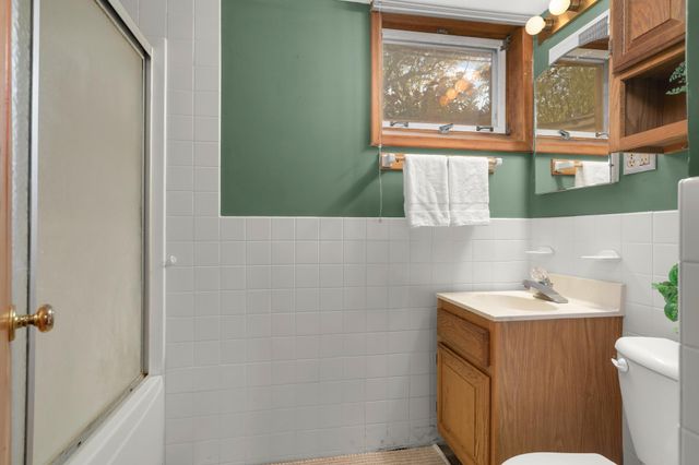 3829 Oak Street N, Brooklyn Center, MN 55429
