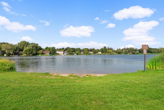 3829 Oak Street N, Brooklyn Center, MN 55429