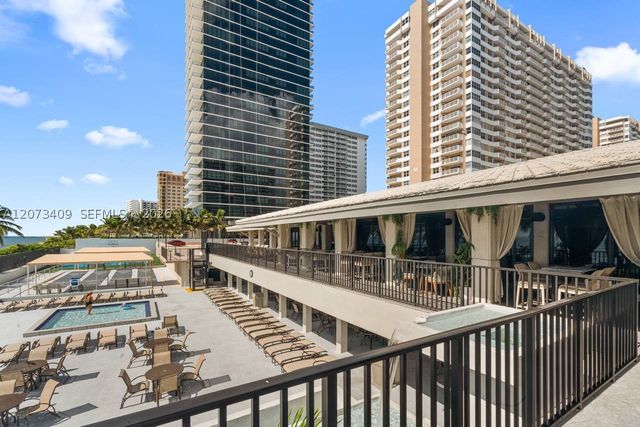 1965 S Ocean Dr 5E, Hallandale Beach, FL 33009