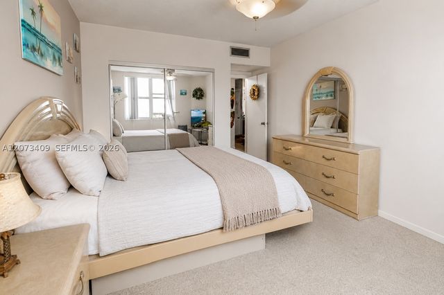 1965 S Ocean Dr 5E, Hallandale Beach, FL 33009