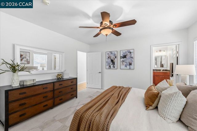 7568 Greenly Dr, Oakland, CA 94605