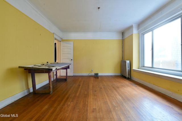 1024 Glenwood Boulevard, Schenectady, NY 12308