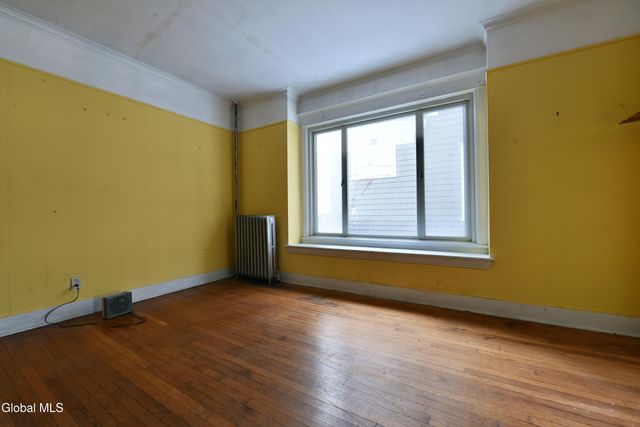 1024 Glenwood Boulevard, Schenectady, NY 12308