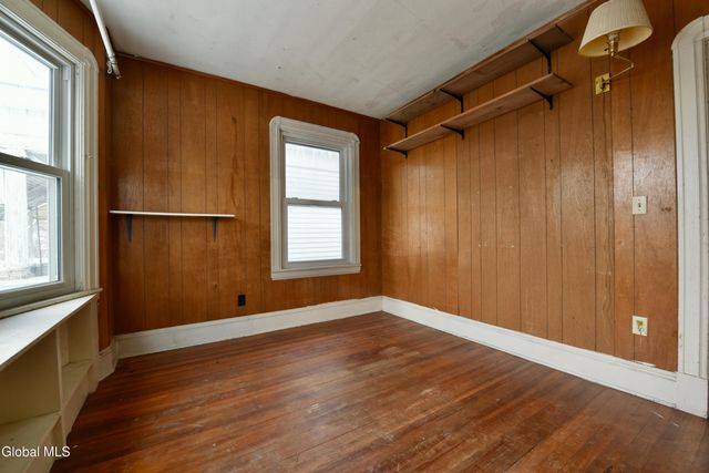 1024 Glenwood Boulevard, Schenectady, NY 12308