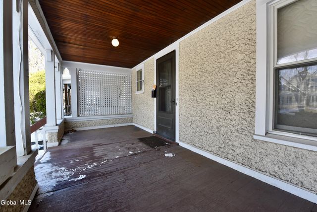 1024 Glenwood Boulevard, Schenectady, NY 12308