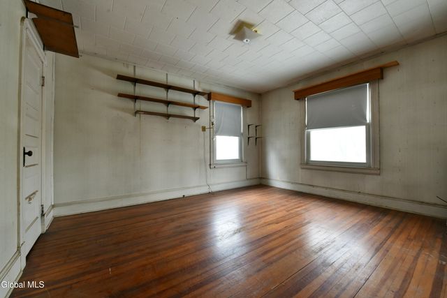 1024 Glenwood Boulevard, Schenectady, NY 12308