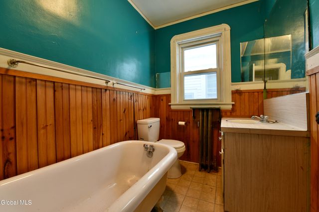 1024 Glenwood Boulevard, Schenectady, NY 12308