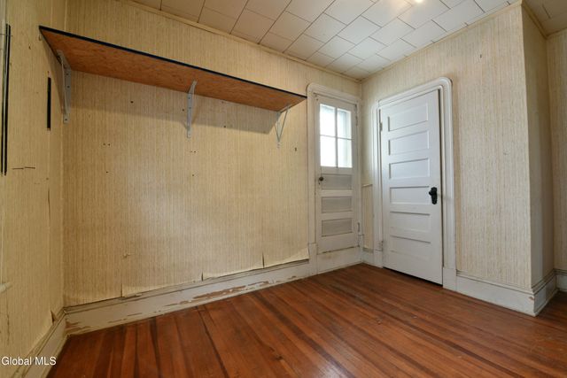 1024 Glenwood Boulevard, Schenectady, NY 12308