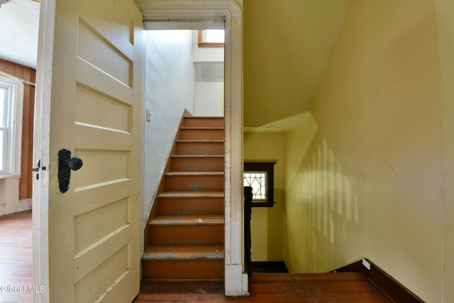 1024 Glenwood Boulevard, Schenectady, NY 12308