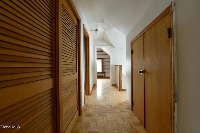 1024 Glenwood Boulevard, Schenectady, NY 12308