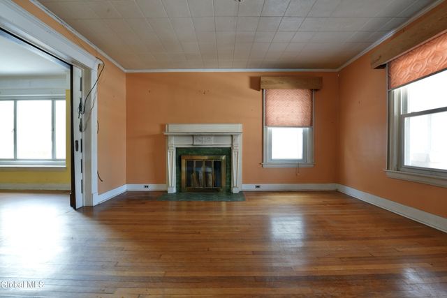 1024 Glenwood Boulevard, Schenectady, NY 12308