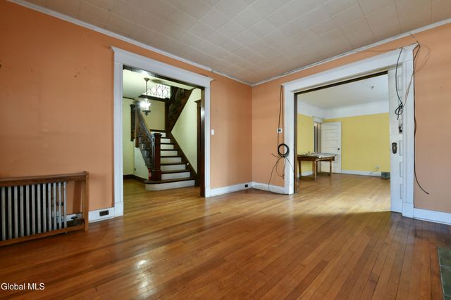 1024 Glenwood Boulevard, Schenectady, NY 12308