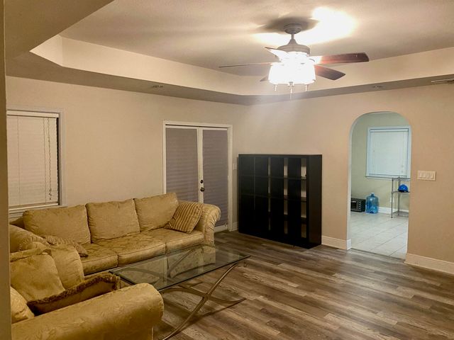 302 N Verret St, Morgan City, LA 70380