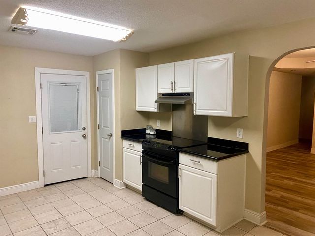 302 N Verret St, Morgan City, LA 70380