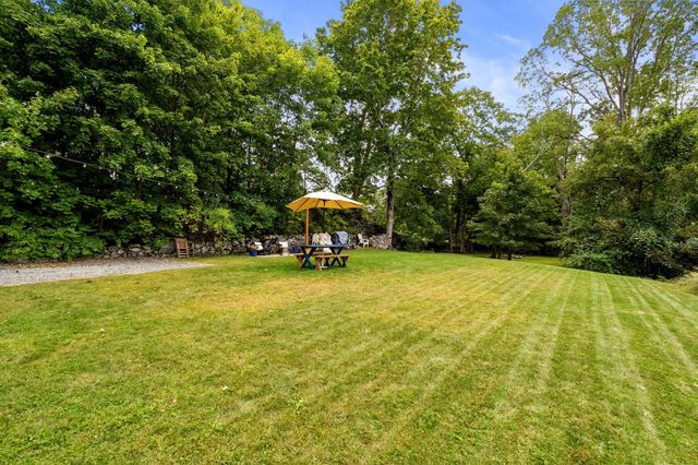 20 Canton St, Easton, MA 02356