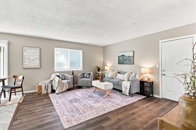 1538 S Gold St, Wichita, KS 67213