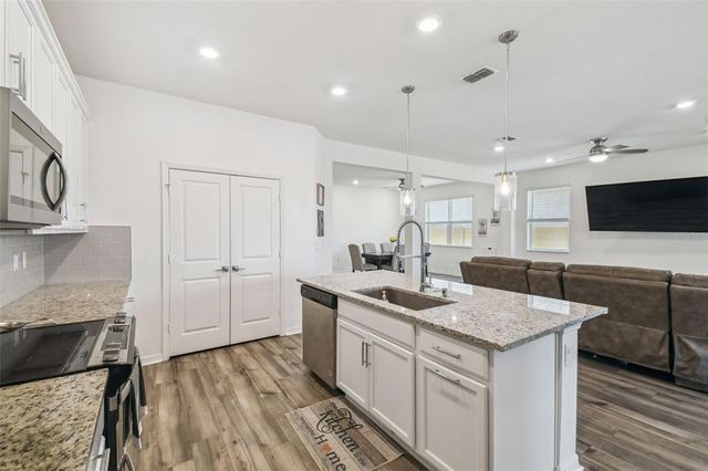 292 SPIRIT LANDINGS CIRCLE, Winter Haven, FL 33880
