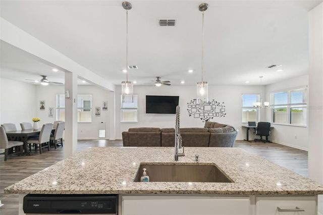 292 SPIRIT LANDINGS CIRCLE, Winter Haven, FL 33880