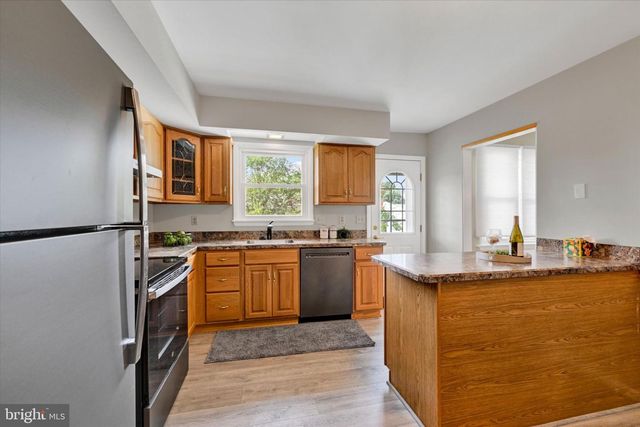 4 MCKENNA CT, Parkville, MD 21234