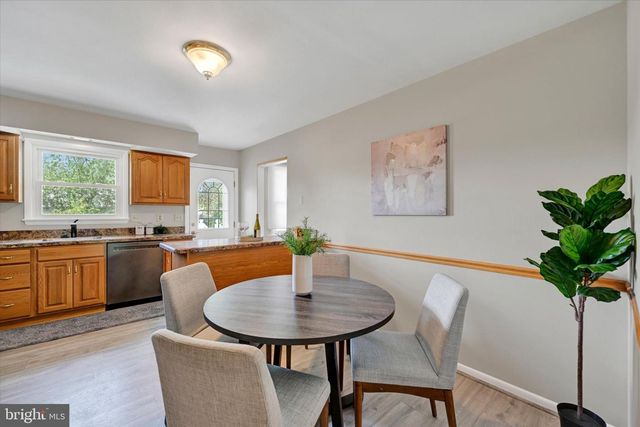4 MCKENNA CT, Parkville, MD 21234