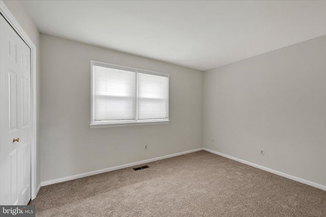 4 MCKENNA CT, Parkville, MD 21234