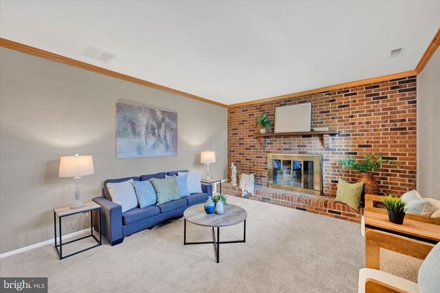 4 MCKENNA CT, Parkville, MD 21234