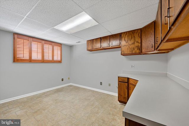 4 MCKENNA CT, Parkville, MD 21234