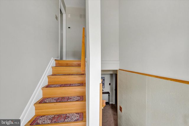 4 MCKENNA CT, Parkville, MD 21234