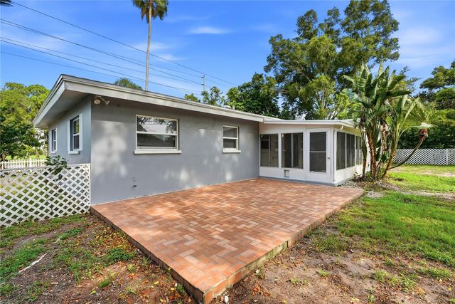 1628 S HIGHLAND AVENUE, Clearwater, FL 33756