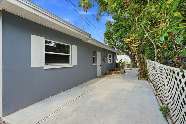 1628 S HIGHLAND AVENUE, Clearwater, FL 33756