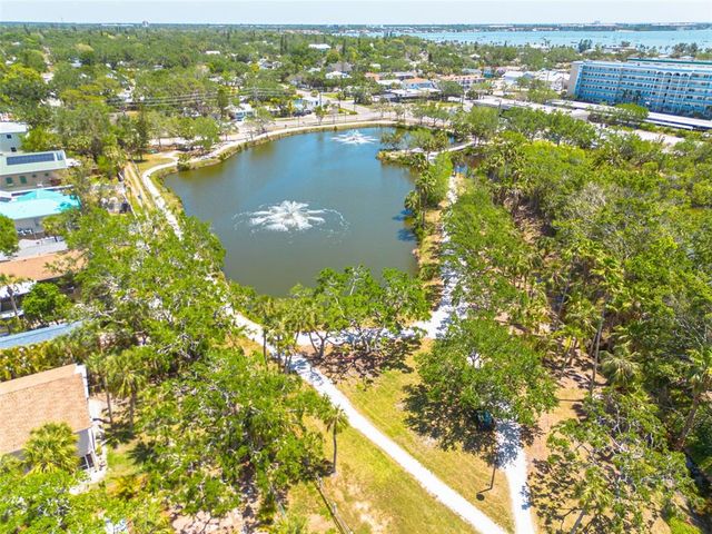 2613 59TH STREET S, Gulfport, FL 33707